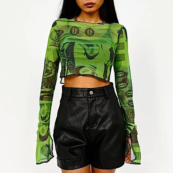 Green mesh fangs long flare sleeve crop top - Picture 8 of 14